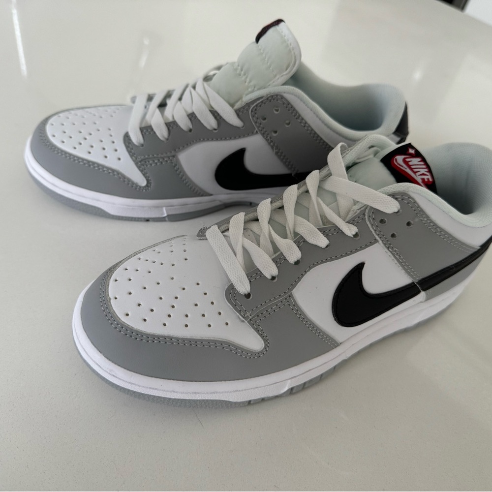 Nike Women's Sneakers in Gray and White
